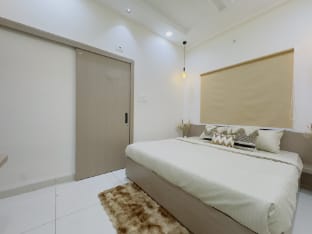 The Element Stays - 1RK Boho Penthouse with Gazebo Apartment in India