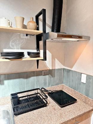 Cozy Studio Condo with Balcony in Poblacion Vacation rental in Davao City