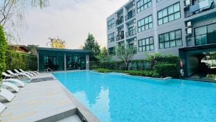 Near nimman maya pool gym condo Apartment in Chiang Mai