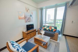 Newtown Vibes Living  Apartment in Lapu-Lapu City