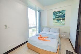 Newtown Vibes Living  Apartment in Lapu-Lapu City