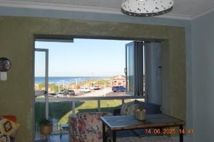 no. 87 @ 80 steps from the Beach Vacation rental in Port Elizabeth