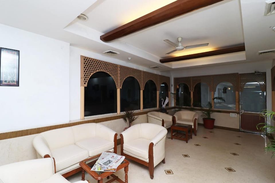 Hotel O Highway Inn International Hotel in Kolkata
