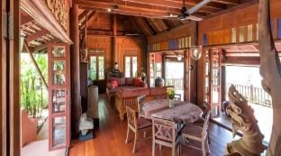 Teak Thai House on Beach with Private Pool Villa in Ko Samui