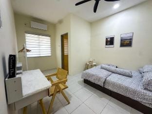 Hana Homestay@Seri Iskandar Vacation rental in Perak Tengah District