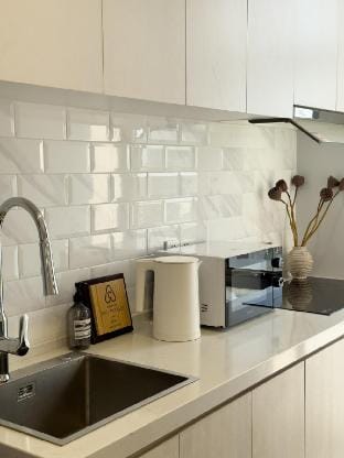 So Living | Prime Location New 2BR Luxury Aprtment Vacation rental in Phnom Penh Province