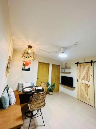 Eisser's Condo Vacation rental in Dumaguete