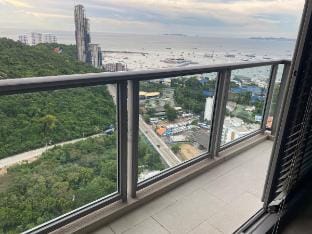 Sea view | 2BR High Floor Unixx Vacation rental in Pattaya City