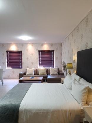 Manhattan by Smart City Stays Apartment in Cape Town