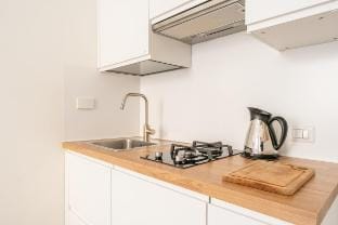 Art House Apartment in Rome