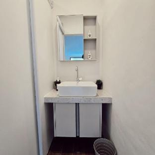 At The Roof Top - Mekar Pesona Permai (PODS) Vacation rental in Bandung