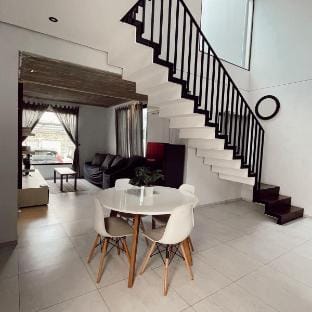 Unit 332 Mekar Sejahtera Vacation rental in Bandung