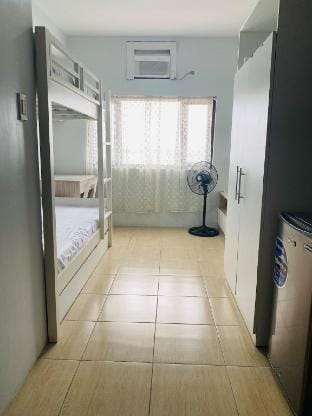 Clean & Simple Studio | Fits 3 Vacation rental in Muntinlupa