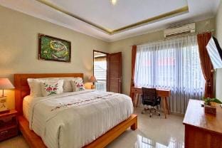 Amory Villa - 3BR Private Pool Villa Villa in North Kuta