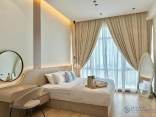 Paragon Suites@CIQ/3BR/6Pax/Jacuzzi/Mahjong/DuaKey Vacation rental in Johor Bahru