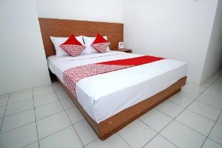 Dancenter Jati Exclusive Homestay Hotel in Indonesia