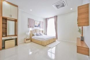 The 8 MaBella Pattaya Pool Villa Vacation rental in Pattaya City