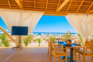 Axxis Nova Beach - Lilly Studio Apartment in Constanta
