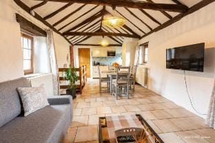 Les Hôtes du Chataignier Vacation rental in Occitanie