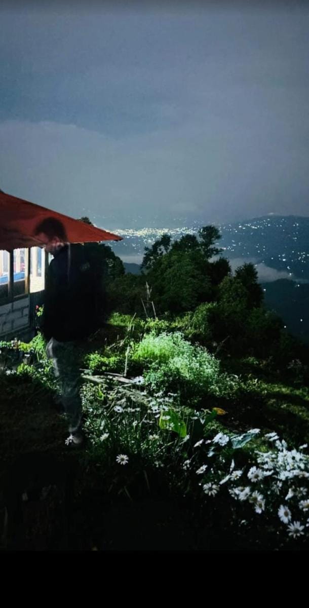 Dara Homestay Charkhole, Mountain View Vacation rental in West Bengal