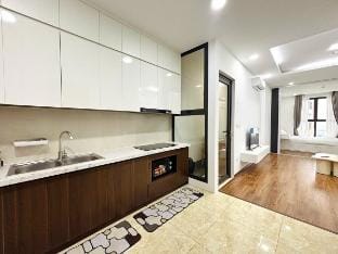Serviced 1br Apt Bac Ninh high floor self check in Vacation rental in Laos