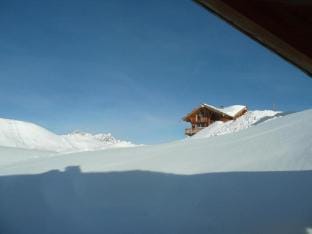 Chalet in Village with Bars and Shops Nearby Vacation rental in Huez