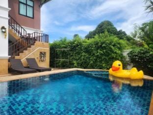 Aonang chiva villa Villa in Krabi Changwat