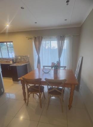 Thee House - Mkamba Gardens Vacation rental in KwaZulu-Natal