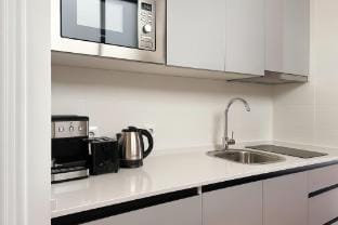 Thyssen Terrace Apartment in Malaga