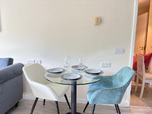 Cosy 2 bed near Excel and City Airport  Apartment in London