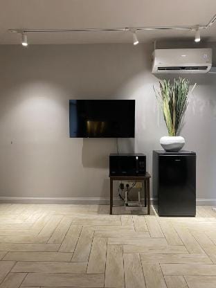 Suite Cabo @ Empire City Apartment in Petaling Jaya