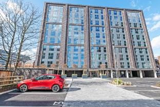 Insignia Apartments by Guestz Apartment in Stretford
