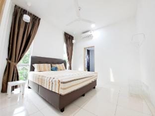 Orchid Hill Homestay 5 & 6 Vacation rental in Port Dickson