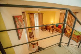 Airport serenity villa  Villa in Western Province