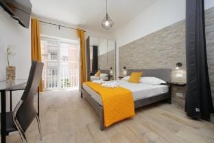 Michele Lux Lodge 6 pp easy to Airport and Vatican Apartment in Rome