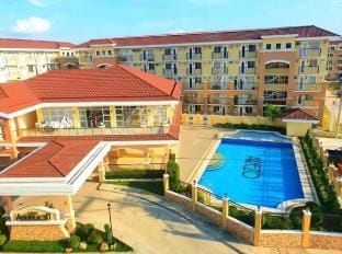 Arezzo Place Davao by KamayoGem Vacation rental in Davao City