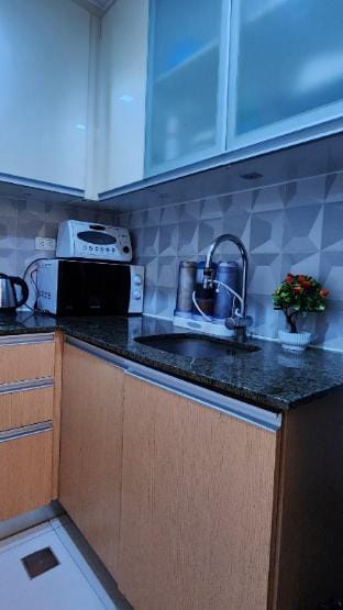 Parkside Haven: Home Near Greenbelt & Legazpi Park Vacation rental in Pasay