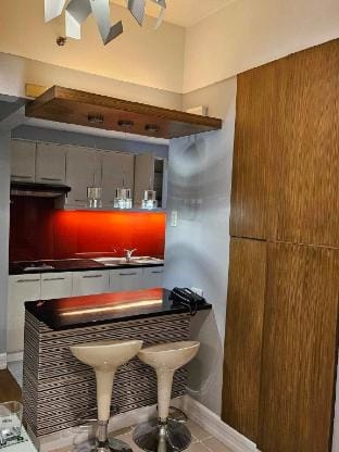 Prime BGC Haven at Forbeswood Parklane (Tower 2) Vacation rental in Makati