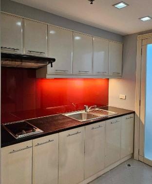 Prime BGC Haven at Forbeswood Parklane (Tower 2) Vacation rental in Makati