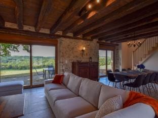 Stylish Villa on Historic Estate Vacation rental in Nouvelle-Aquitaine