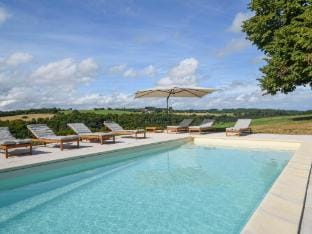 Stylish Villa on Historic Estate Vacation rental in Nouvelle-Aquitaine