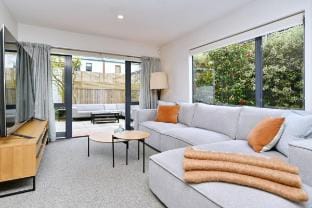 Urban Escape | Winter Specials + Prime Location Vacation rental in Christchurch