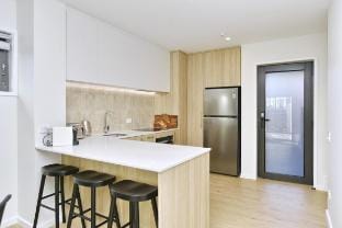Inner City Apartment with EV charger & Parking Vacation rental in Christchurch