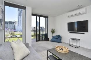 Inner City Luxury Apartment Vacation rental in Christchurch