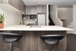 Spacious centrally located - 7 Night special deals Vacation rental in Christchurch