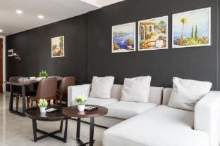 Yue Tai East One City View 2BR by Soben Home Apartment in Phnom Penh Province