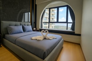 Danga Bay The Lexus Seaview 3BR 8Pax Balcony Vacation rental in Johor Bahru