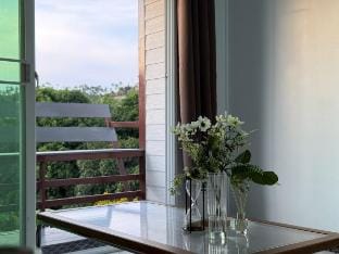 Stylish 2BR Bungalow w/ AC & 3 Minute Beach Walk Vacation rental in Ko Pha-ngan Sub-district