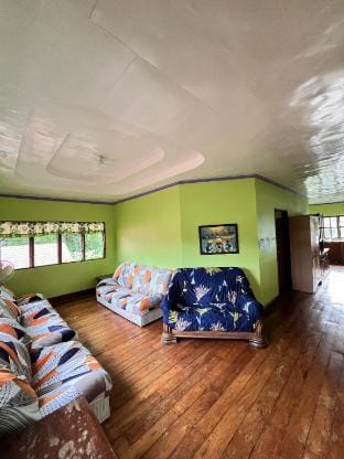Alaba’s 2-Bedroom Apartment w/ Pool Vacation rental in Northern Mindanao