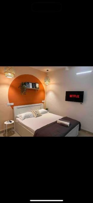 The Arch: Studio Room in KP I
WiFi Ac Smart Tv Vacation rental in Pune